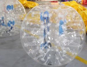 Balón de fútbol humano